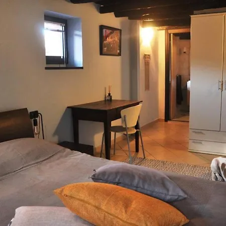 Σπίτι διακοπών Cozy Hillside Getaway, Spectacular View