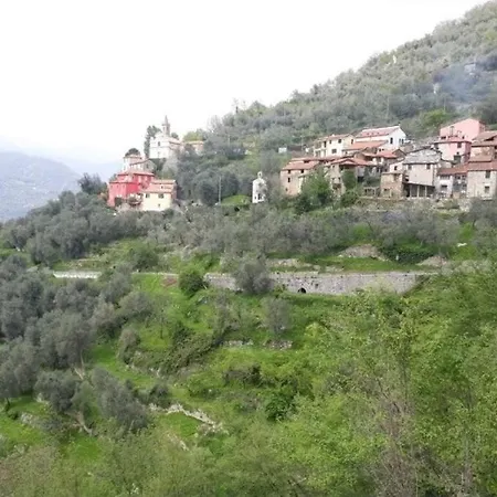 Σπίτι διακοπών Cozy Hillside Getaway, Spectacular View *